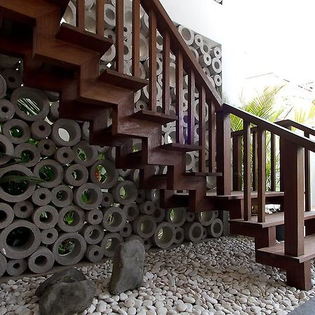 Delu Villas & Suite Kerobokan  Exterior photo